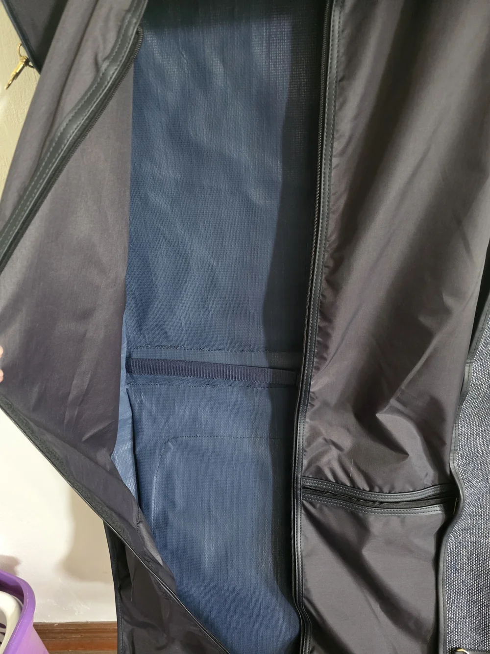 Vintage Fifth Avenue Garment Bag – Travel in Style!